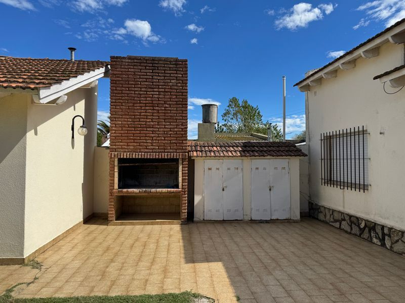 Casa en Venta en  Fossatty 1370, Dufaur, Monte Hermoso - Bahía Blanca Propiedades | SITIO OFICIAL l