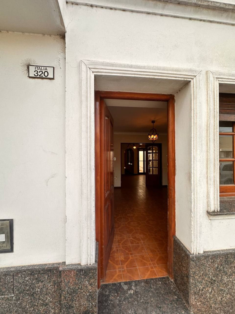 Casa en Venta en Italia 320 ,  Bahía Blanca - Bahía Blanca Propiedades | SITIO OFICIAL l