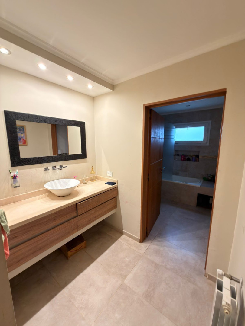 Casa en Venta en Adan Quiroga 2870, Las Cañitas I, Bahía Blanca - Bahía Blanca Propiedades | SITIO OFICIAL l