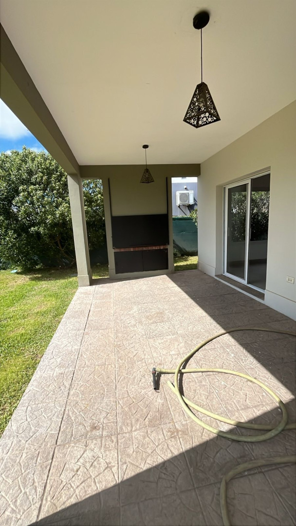 Casa en Venta en  Bosque Alto,  Bahía Blanca - Bahía Blanca Propiedades | SITIO OFICIAL l