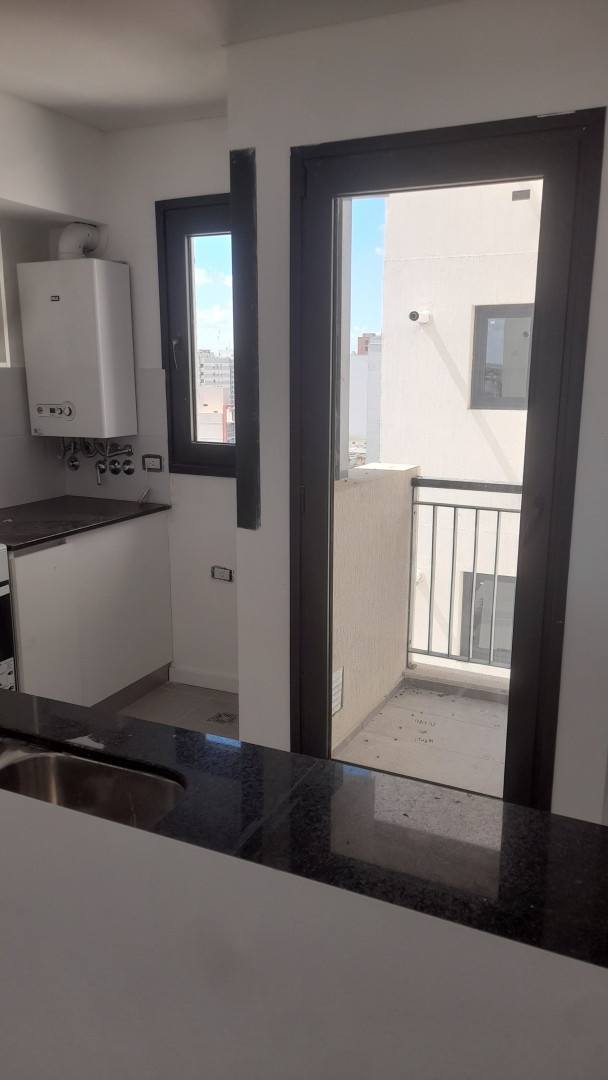 Departamento en Alquiler en Caronti 152, Centro, Bahía Blanca - Bahía Blanca Propiedades | SITIO OFICIAL l