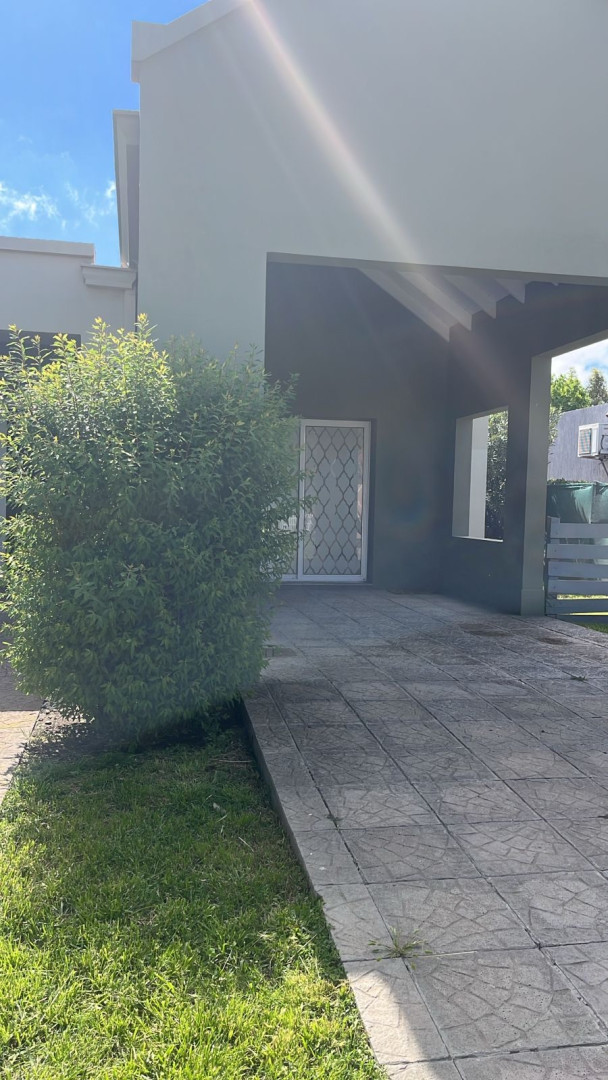 Casa en Venta en  Bosque Alto,  Bahía Blanca - Bahía Blanca Propiedades | SITIO OFICIAL l