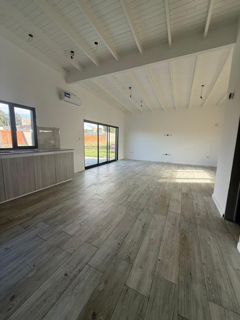 Casa en Venta en  P. De Rogatis 2141, Nova Terra, Bahía Blanca - Bahía Blanca Propiedades | SITIO OFICIAL l