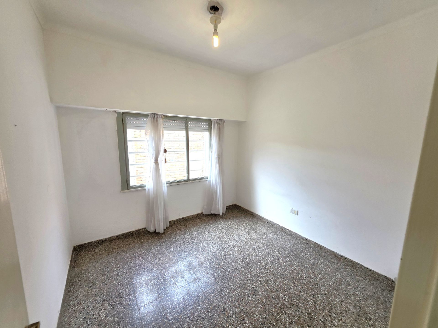 Casa en Alquiler en Ecuador 2156, Villa Rosas, Bahía Blanca - Bahía Blanca Propiedades | SITIO OFICIAL l