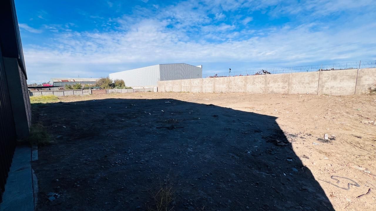 Galpón en Alquiler en Sargento Mayor Iturra Y Junín,  Bahía Blanca - Bahía Blanca Propiedades | SITIO OFICIAL l