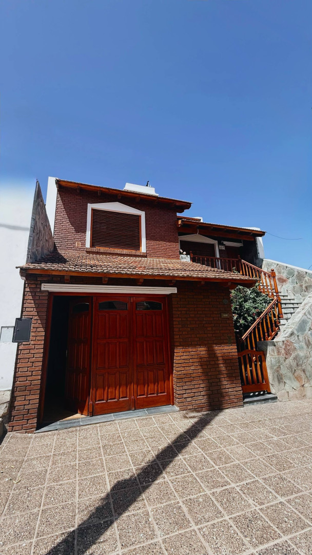 Casa en Venta en Las Heras 1281, La Falda, Bahía Blanca - Bahía Blanca Propiedades | SITIO OFICIAL l