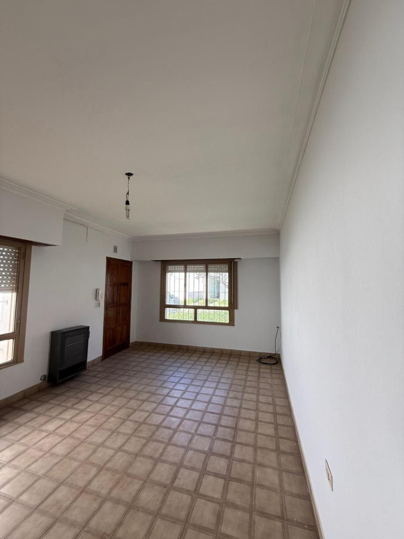 Casa en Alquiler en Zelarrayan 1.053, Universitario, Bahía Blanca - Bahía Blanca Propiedades | SITIO OFICIAL l