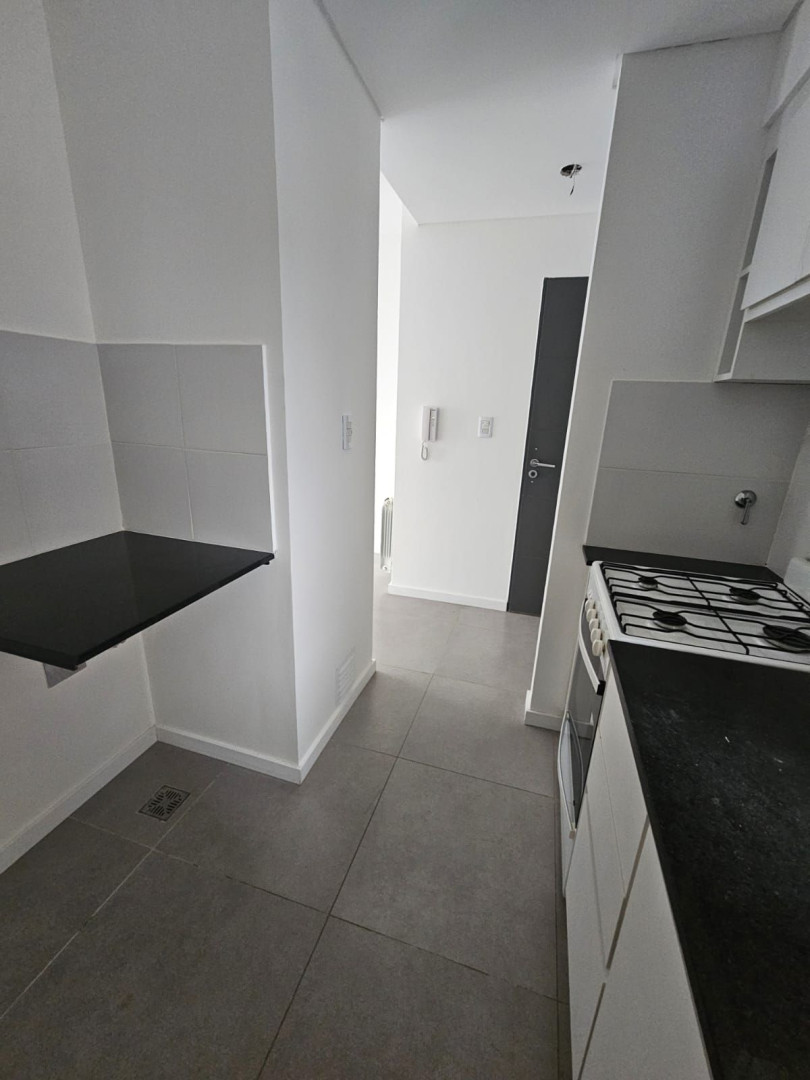 Departamento en Alquiler en Caronti 152, Centro, Bahía Blanca - Bahía Blanca Propiedades | SITIO OFICIAL l