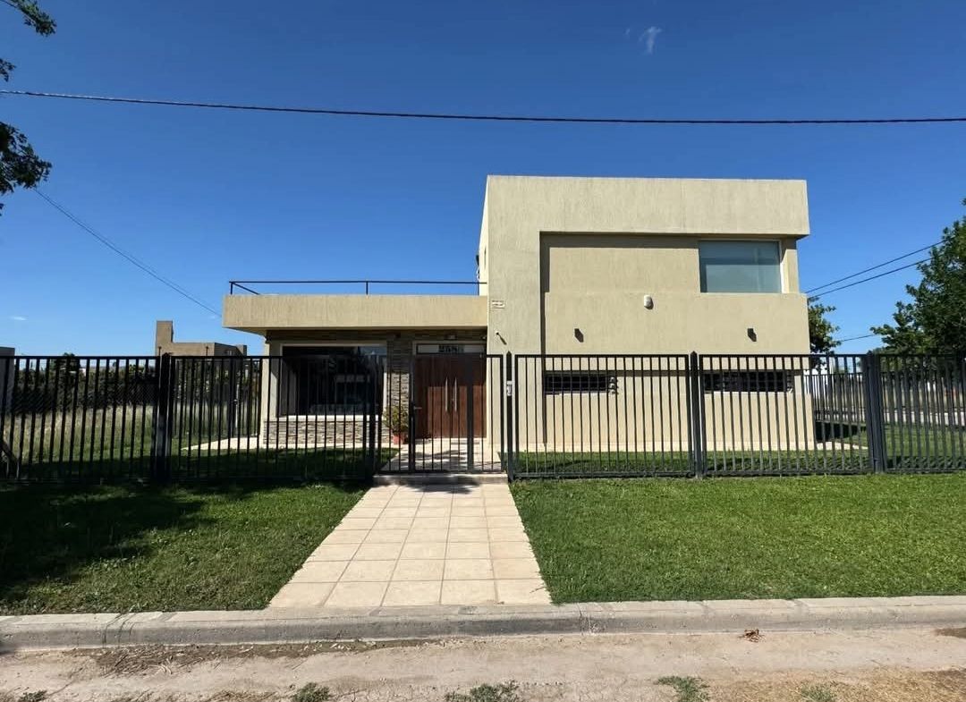 Casa en Venta  Las Cañitas I, Bahía Blanca - Bahía Blanca Propiedades | SITIO OFICIAL l