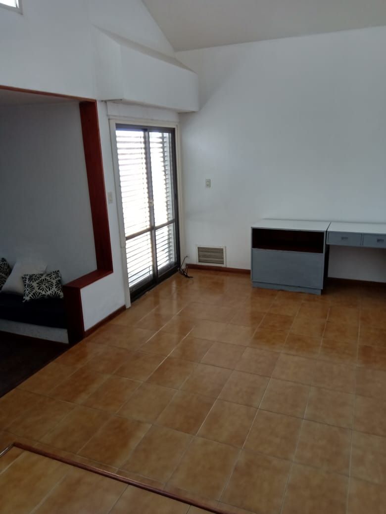 Casa en Venta en HIPOLITO YRIGOYEN 1399, La Falda, Bahía Blanca - Bahía Blanca Propiedades | SITIO OFICIAL l