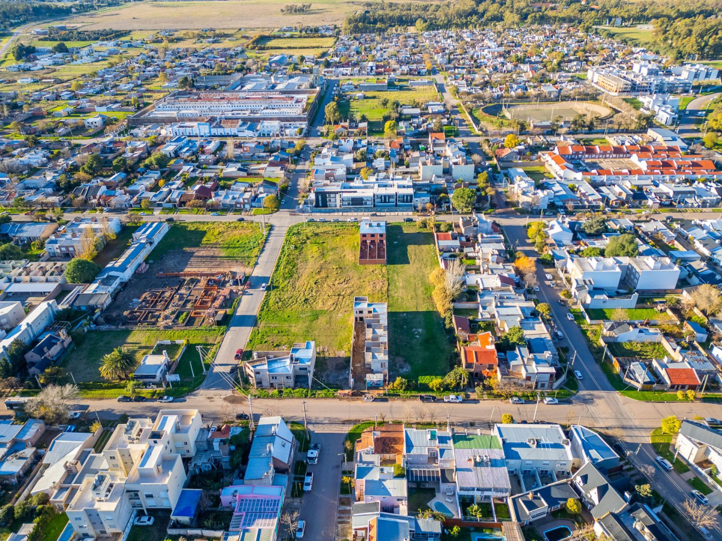 Terreno en Venta en Witcomb Y Eduardo Gonzalez, Villa del Parque, Bahía Blanca - Bahía Blanca Propiedades | SITIO OFICIAL l