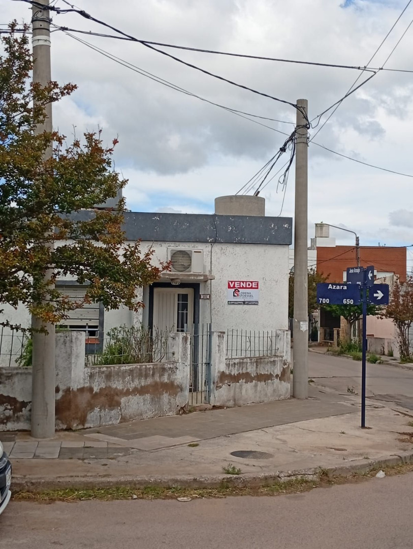 Casa en Venta en Azara Y Araujo,  Bahía Blanca - Bahía Blanca Propiedades | SITIO OFICIAL l
