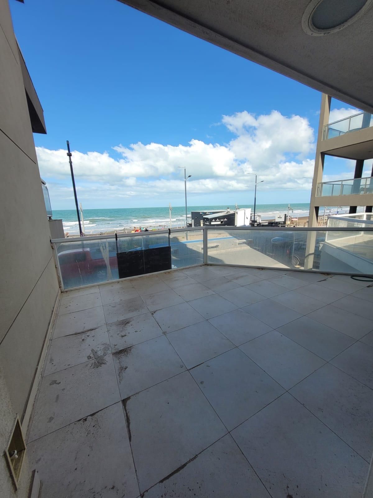 Casa en Venta en Avenida Peron 700,  Monte Hermoso - Bahía Blanca Propiedades | SITIO OFICIAL l