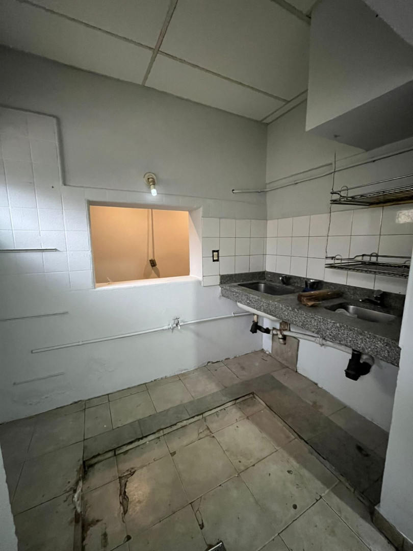 Local en Alquiler en Av. Alem 1200, Universitario, Bahía Blanca - Bahía Blanca Propiedades | SITIO OFICIAL l