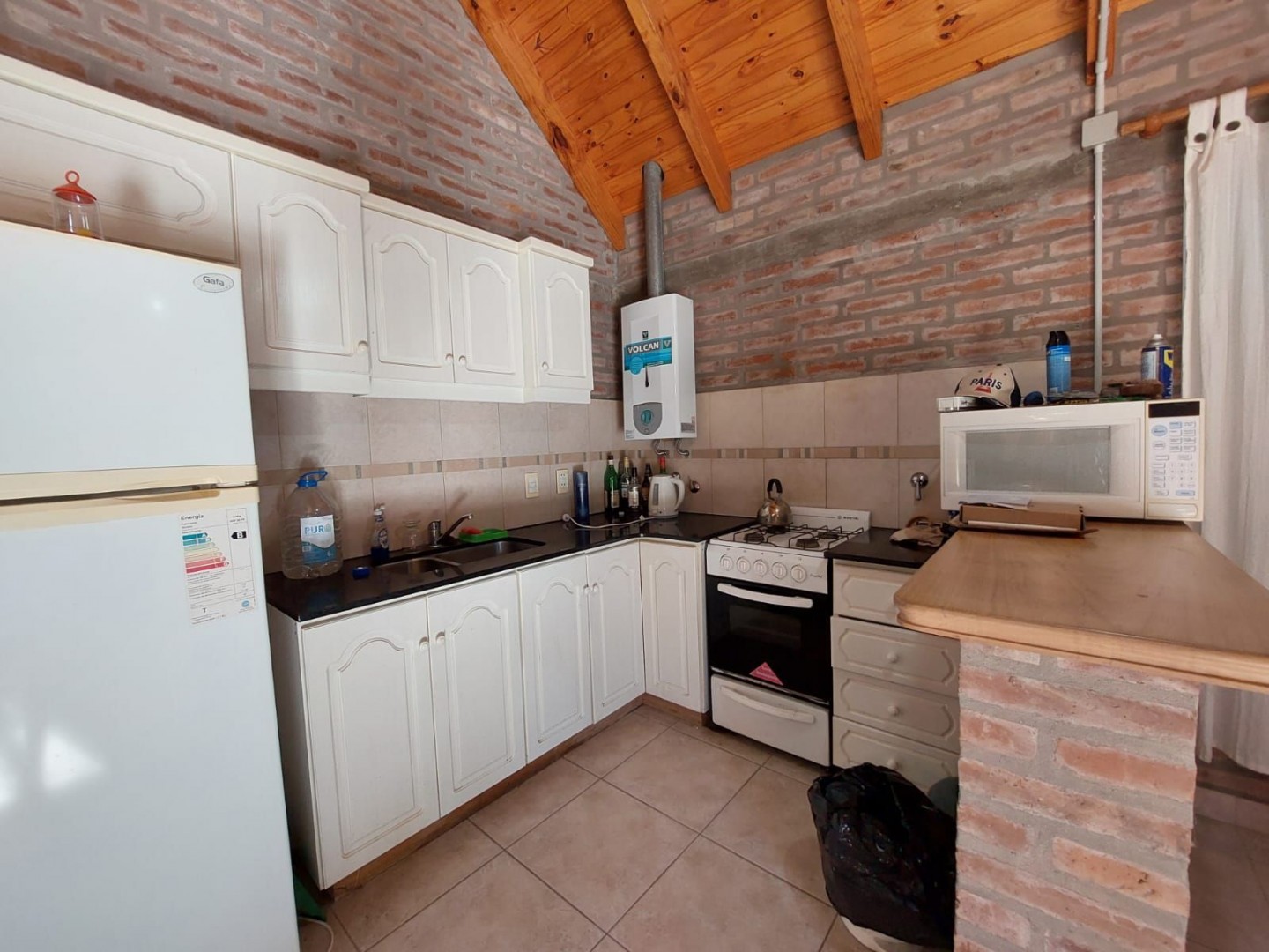 Casa en Venta en Calle Cuatro 720,  Pehuen Co - Bahía Blanca Propiedades | SITIO OFICIAL l