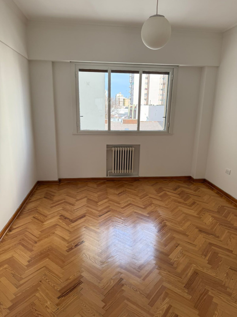 Departamento en Alquiler en San Martin 300, Centro, Bahía Blanca - Bahía Blanca Propiedades | SITIO OFICIAL l