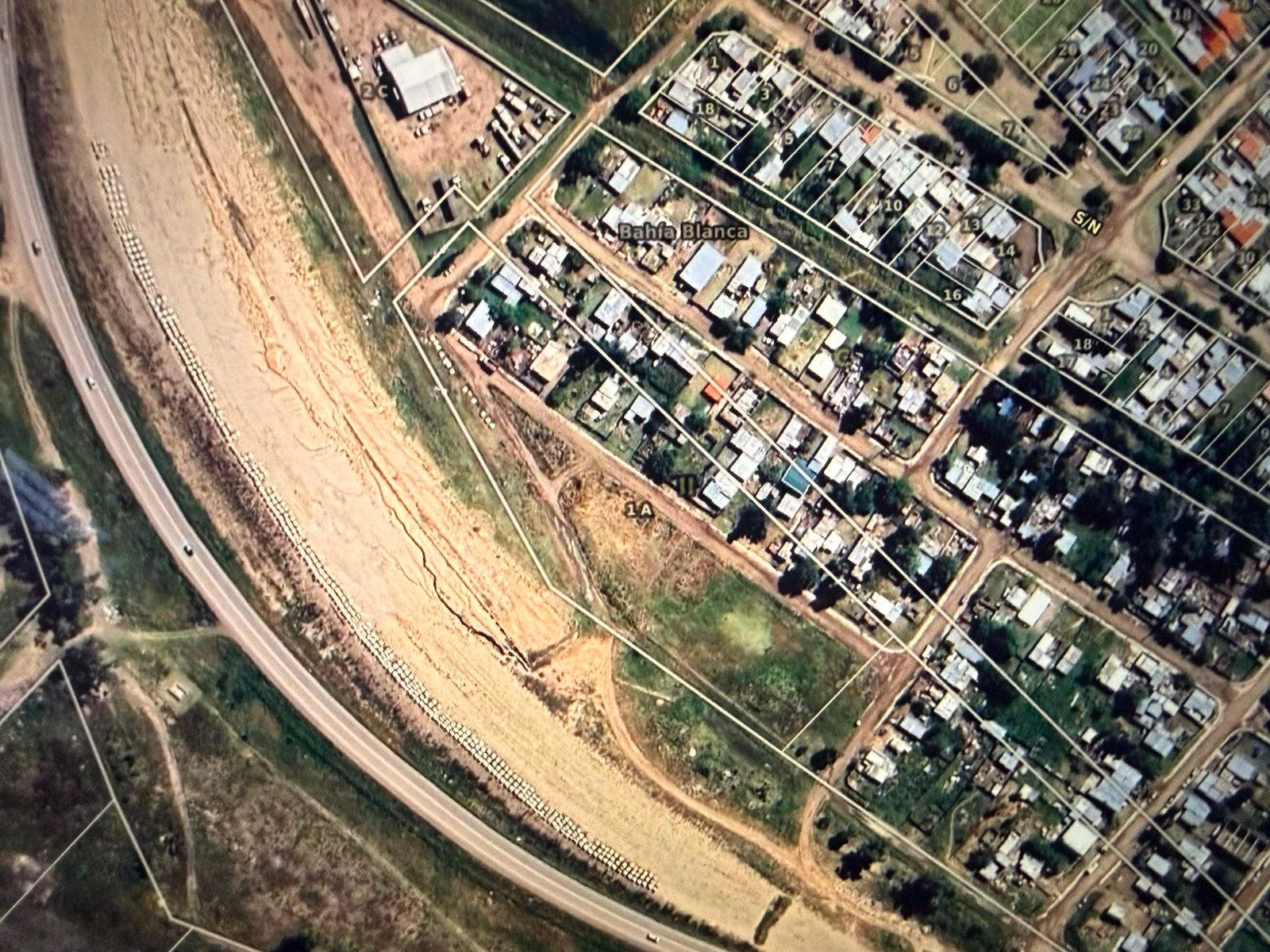 Terreno en Venta en Ruta 3 Acceso A Puertos Y Fortin Carhue, Noroeste, Bahía Blanca - Bahía Blanca Propiedades | SITIO OFICIAL l