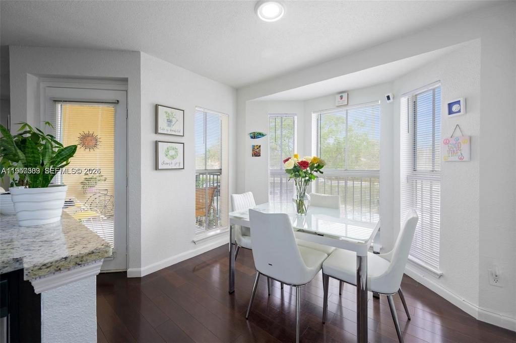 Departamento en Venta en SAVANNAH AT RIVERSIDE CONDO UNIDAD 1521 EDIFICIO 15 POR CDO BK/PG: 397  ,  Miami - USA - Bahía Blanca Propiedades | SITIO OFICIAL l