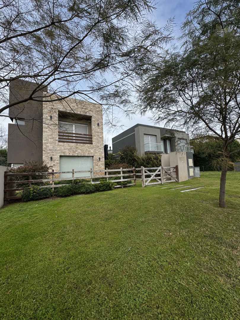 Casa en Venta en Sansot 593, Monte del Este, Monte Hermoso - Bahía Blanca Propiedades | SITIO OFICIAL l