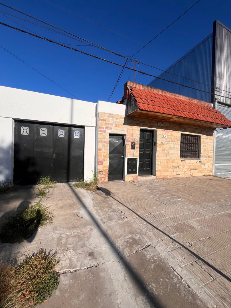 Casa en Venta en Remedios De Escalada 765, Villa Mitre, Bahía Blanca - Bahía Blanca Propiedades | SITIO OFICIAL l