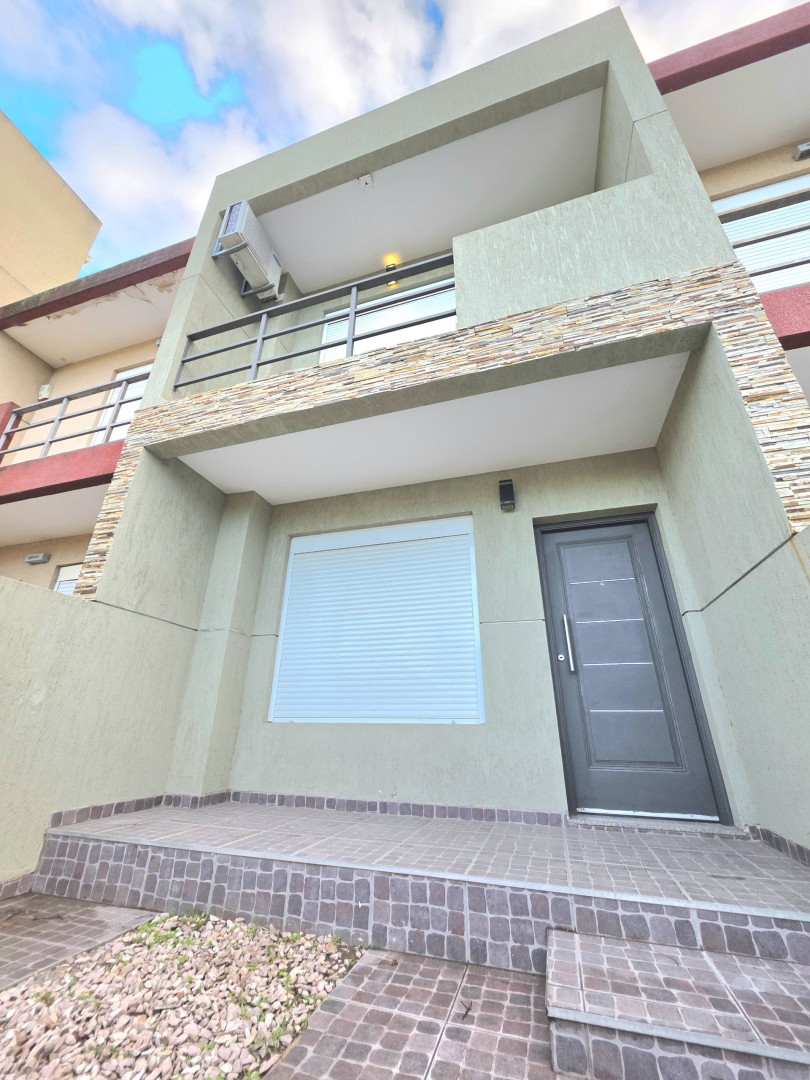 Duplex en Venta en Rojas 118, La Falda, Bahía Blanca - Bahía Blanca Propiedades | SITIO OFICIAL l