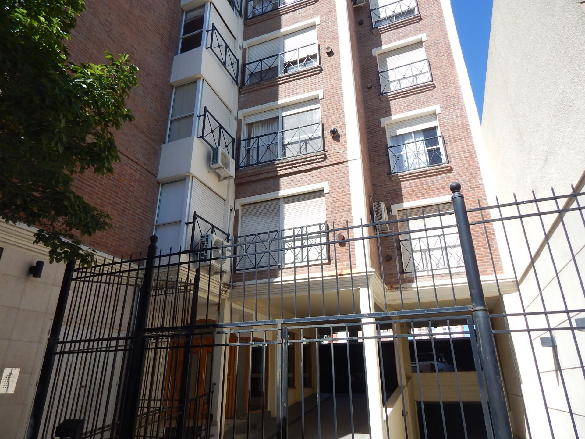 Departamento en Alquiler en ZAPIOLA 152, Centro, Bahía Blanca - Bahía Blanca Propiedades | SITIO OFICIAL l