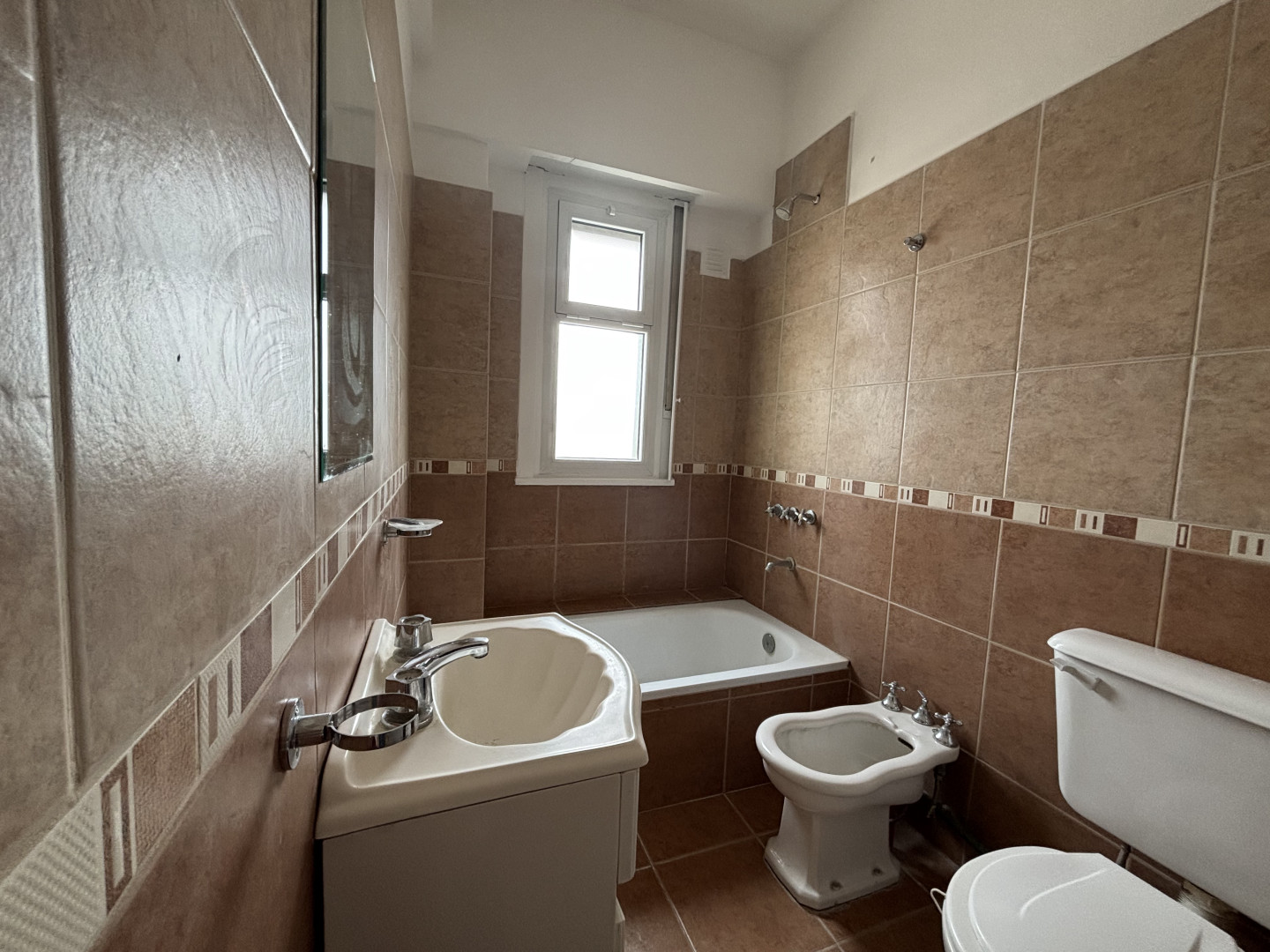 Departamento en Alquiler en Brown 111, Centro, Bahía Blanca - Bahía Blanca Propiedades | SITIO OFICIAL l