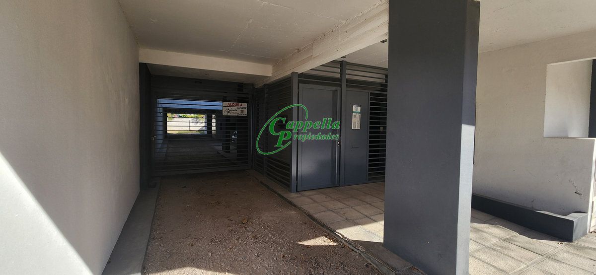 Cochera en Alquiler en San Salvador 256,  Bahía Blanca - Bahía Blanca Propiedades | SITIO OFICIAL l