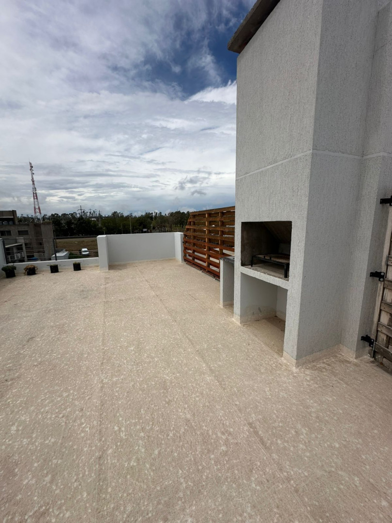 Departamento en Alquiler en Rojas 200, La Falda, Bahía Blanca - Bahía Blanca Propiedades | SITIO OFICIAL l