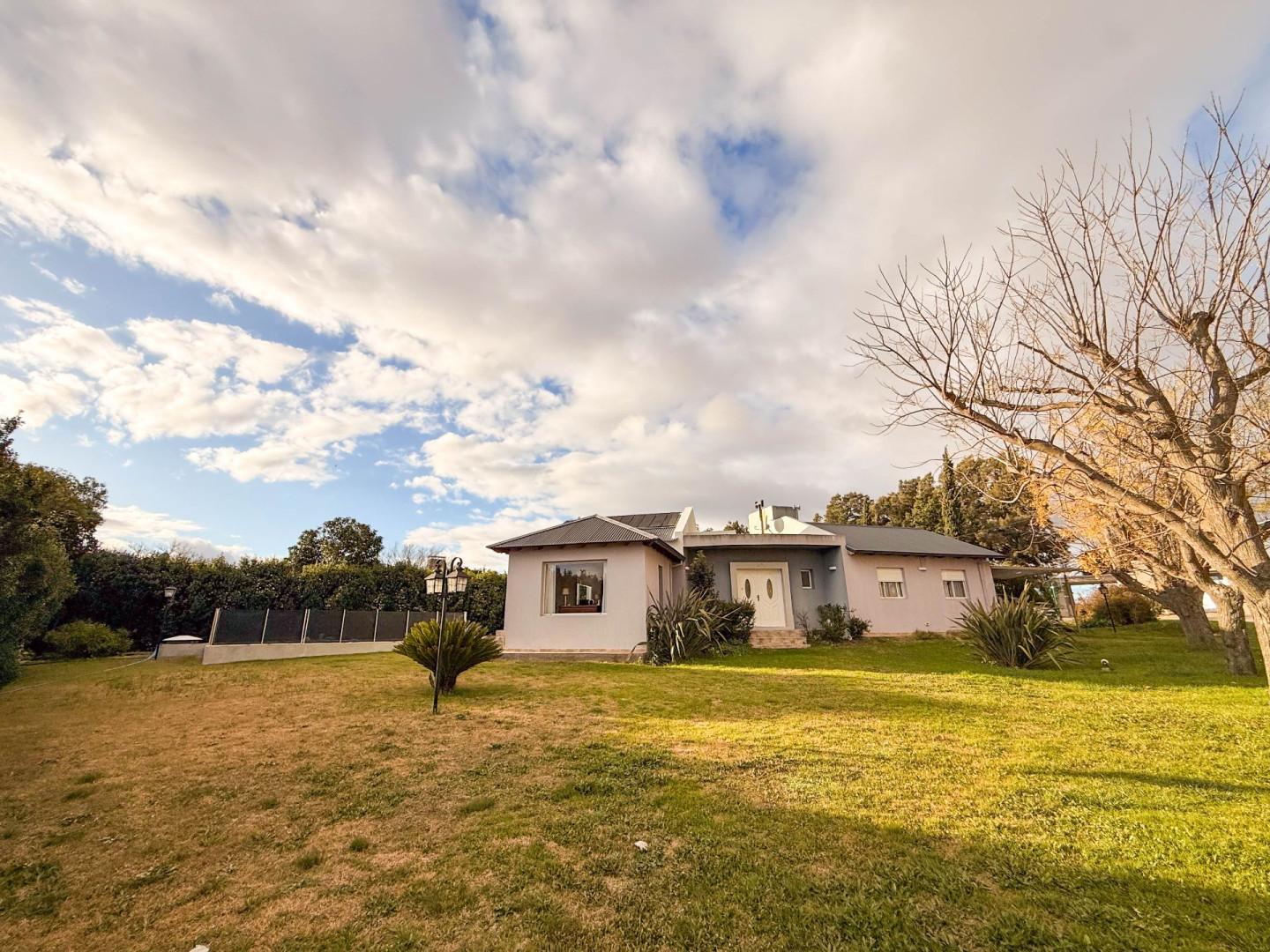 Casa en Alquiler en Lote 185, Pago Chico, Bahía Blanca - Bahía Blanca Propiedades | SITIO OFICIAL l