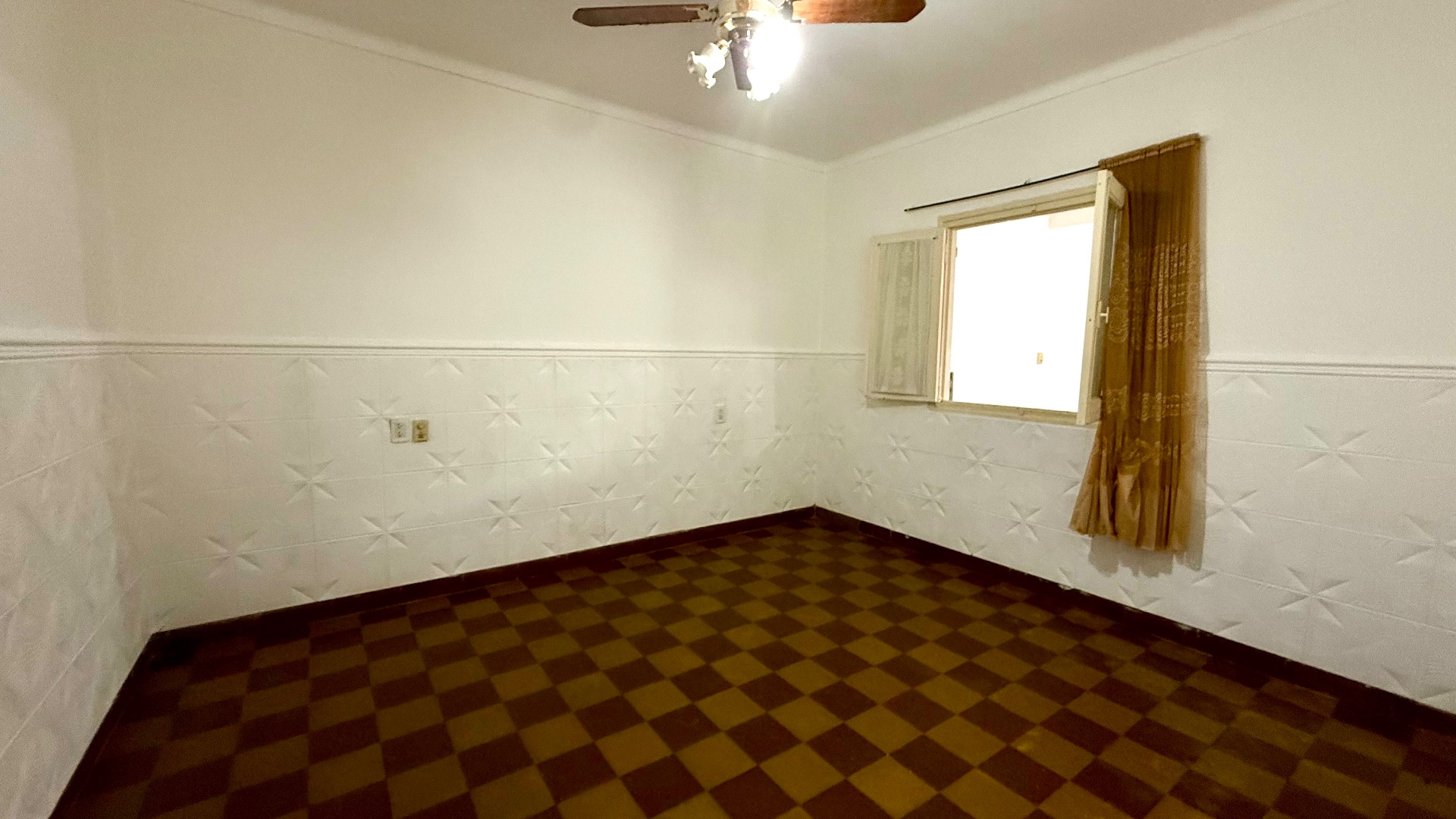 Casa en Alquiler en Maipu 2422, Villa Mitre, Bahía Blanca - Bahía Blanca Propiedades | SITIO OFICIAL l