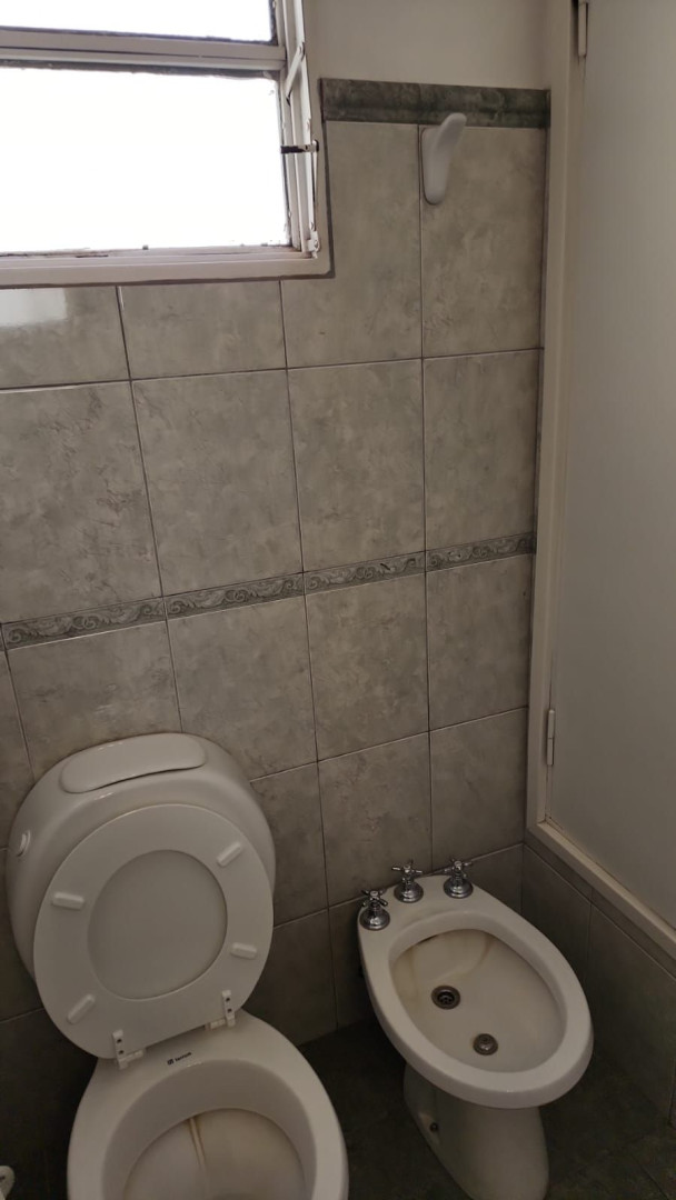 Casa en Alquiler en Hipolito Yrigoyen 261, Centro, Bahía Blanca - Bahía Blanca Propiedades | SITIO OFICIAL l
