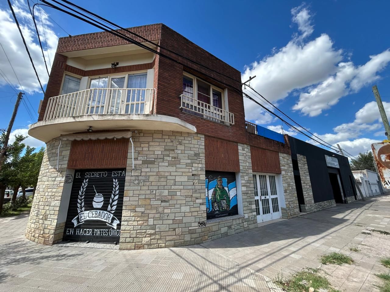Casa en Venta en Granada Esq. Pueyrredon,  Bahía Blanca - Bahía Blanca Propiedades | SITIO OFICIAL l