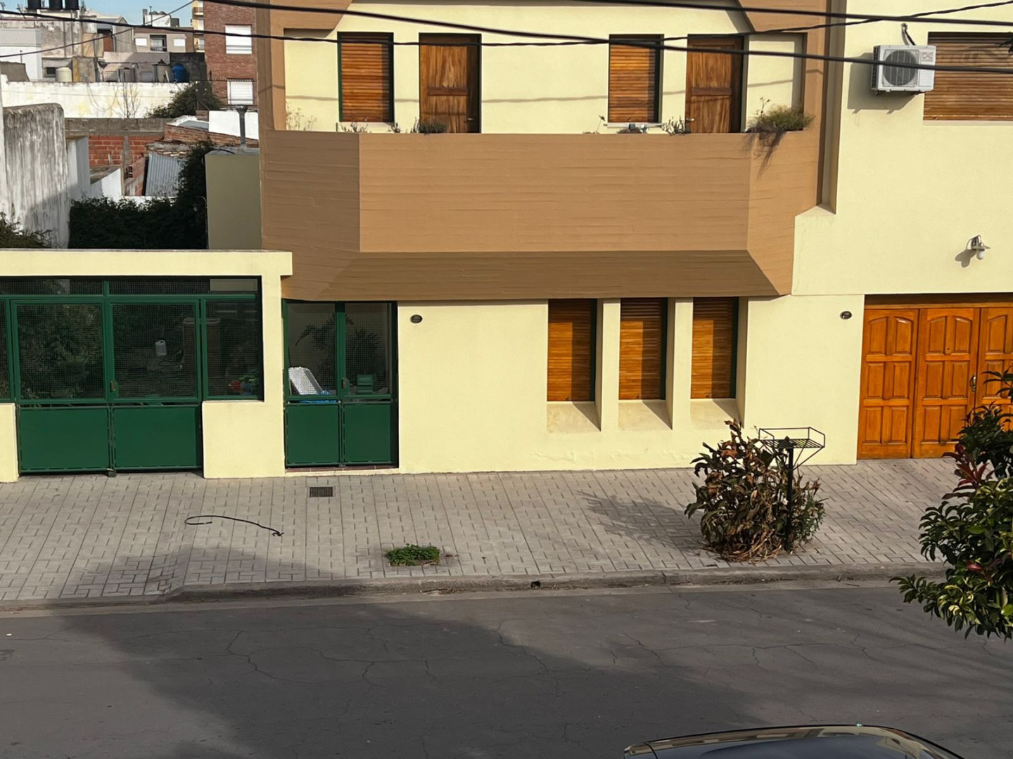 Casa en Venta en Nicaragua 1348, Universitario, Bahía Blanca - Bahía Blanca Propiedades | SITIO OFICIAL l