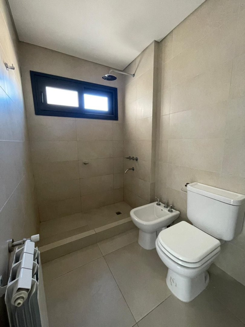 Departamento en Alquiler en Caronti 152, Centro, Bahía Blanca - Bahía Blanca Propiedades | SITIO OFICIAL l