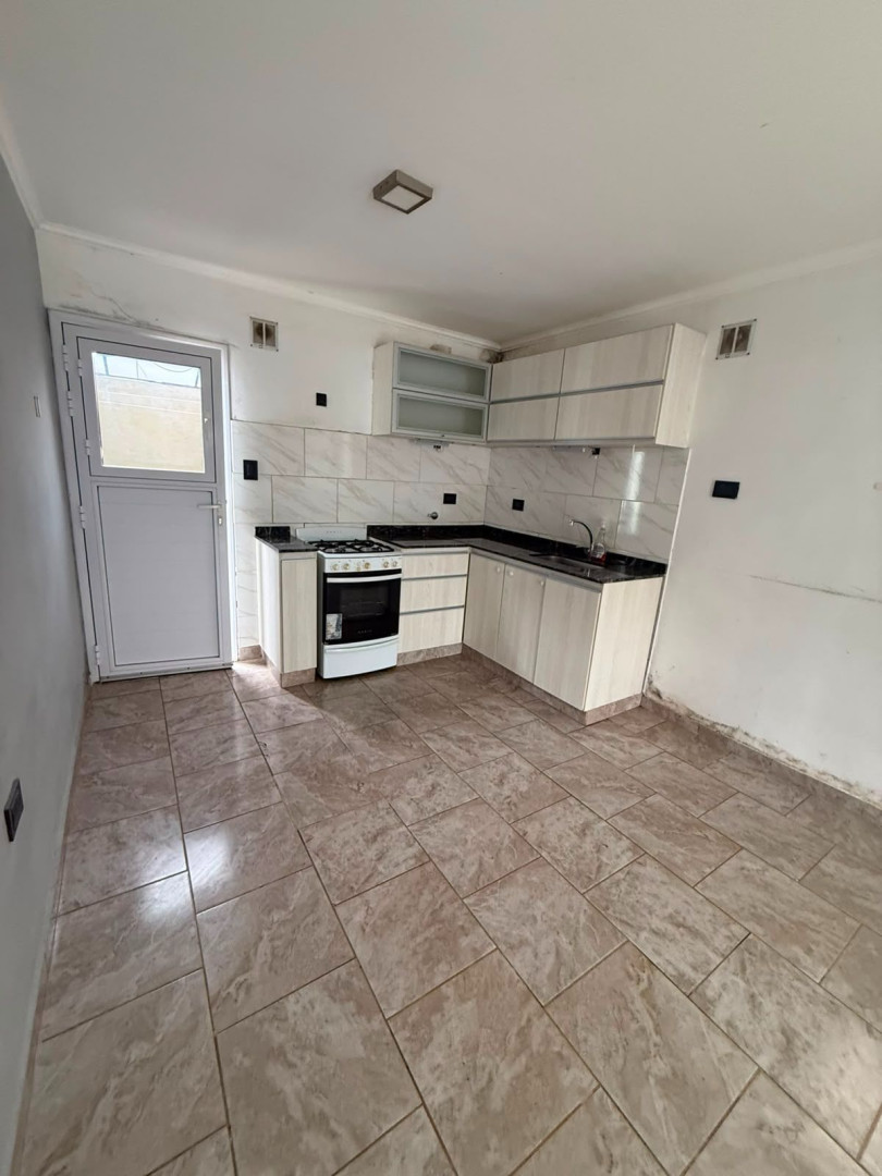 Casa + Departamento en Venta en HUMBOLDT 368, La Falda, Bahía Blanca - Bahía Blanca Propiedades | SITIO OFICIAL l