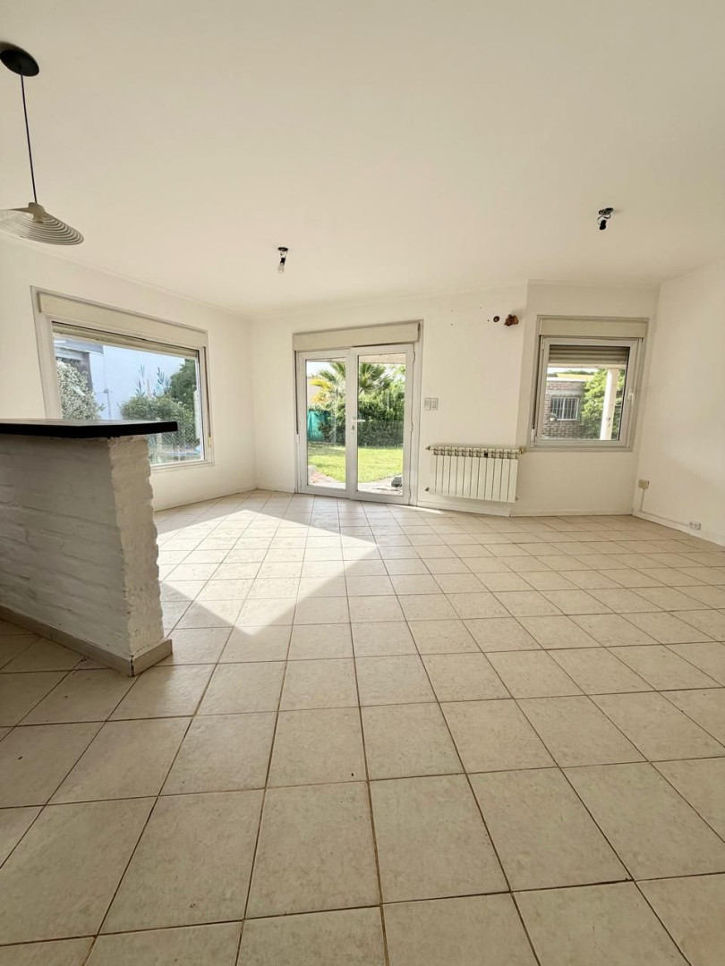 Casa en Venta en Laudelino Cruz 5060 , Las Acacias, Bahía Blanca - Bahía Blanca Propiedades | SITIO OFICIAL l