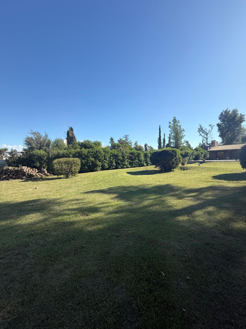 Casaquinta en Venta en Tres Lomas 100,  Bahía Blanca - Bahía Blanca Propiedades | SITIO OFICIAL l