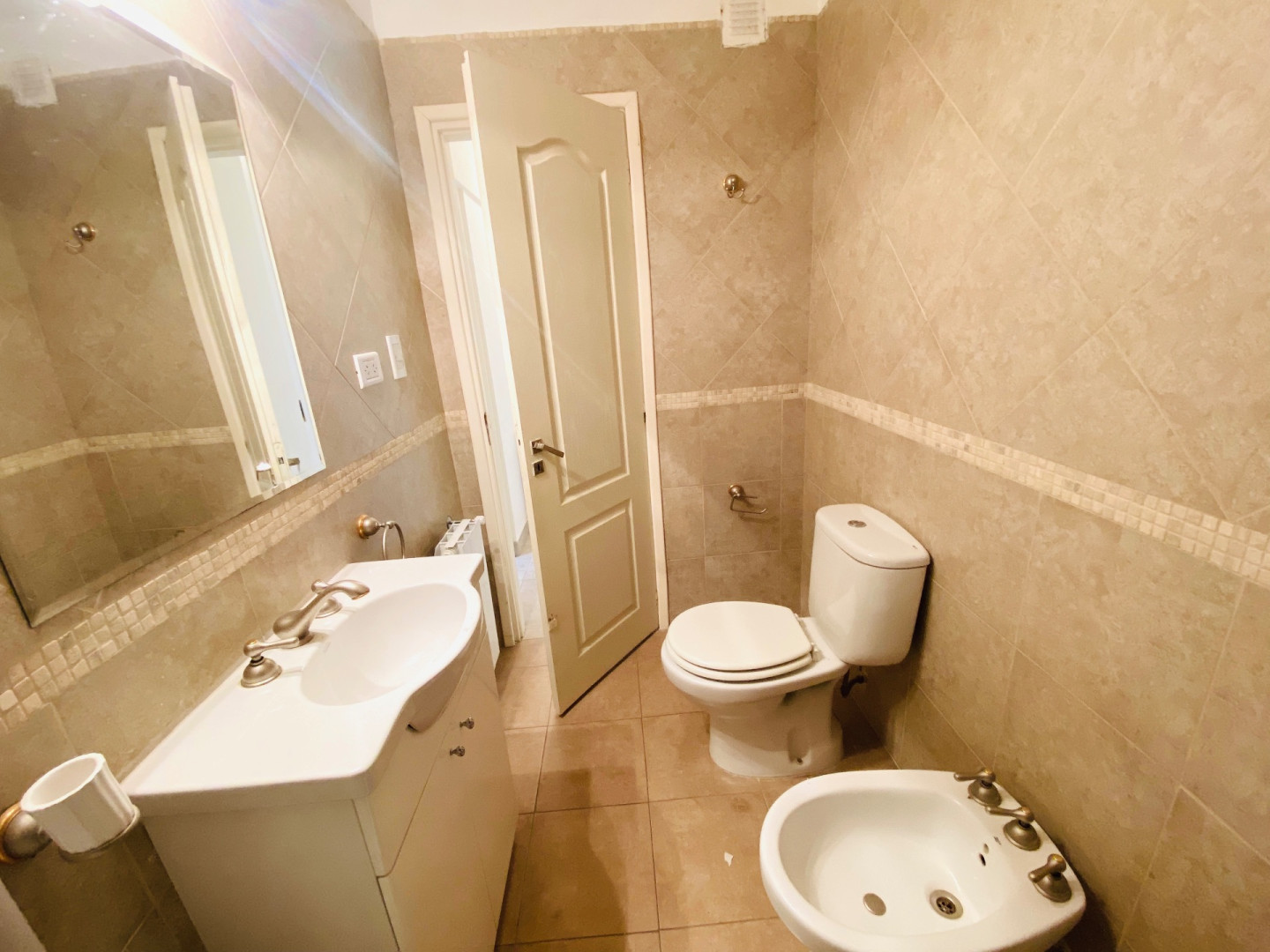 Departamento en Alquiler en Granaderos 110, Centro, Bahía Blanca - Bahía Blanca Propiedades | SITIO OFICIAL l