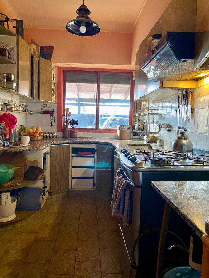 Casa en Venta en Inglaterra 500, Kilometro 5, Bahía Blanca - Bahía Blanca Propiedades | SITIO OFICIAL l