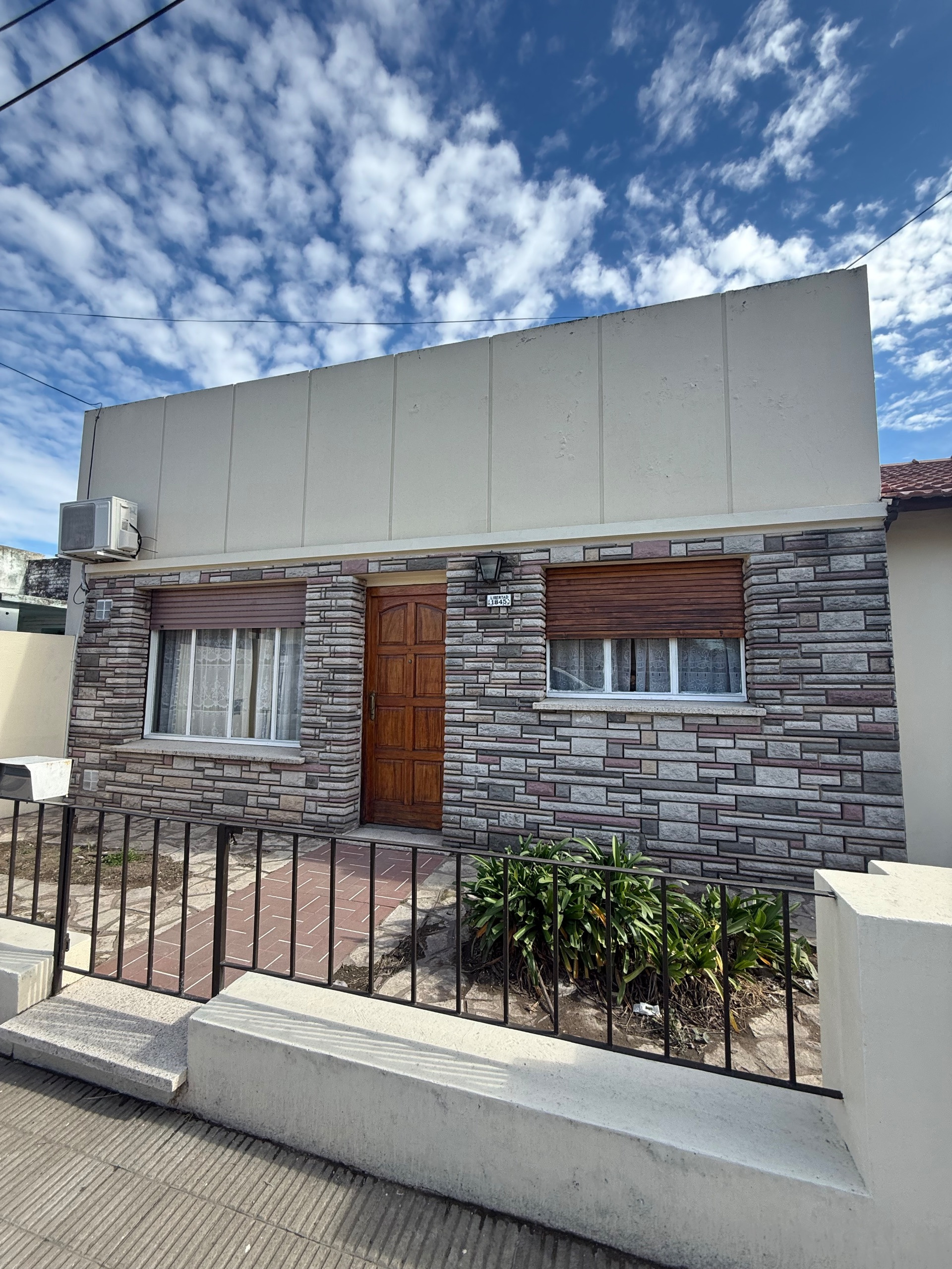 Casa en Alquiler en Libertad 1845 , Villa Rosas, Bahía Blanca - Bahía Blanca Propiedades | SITIO OFICIAL l