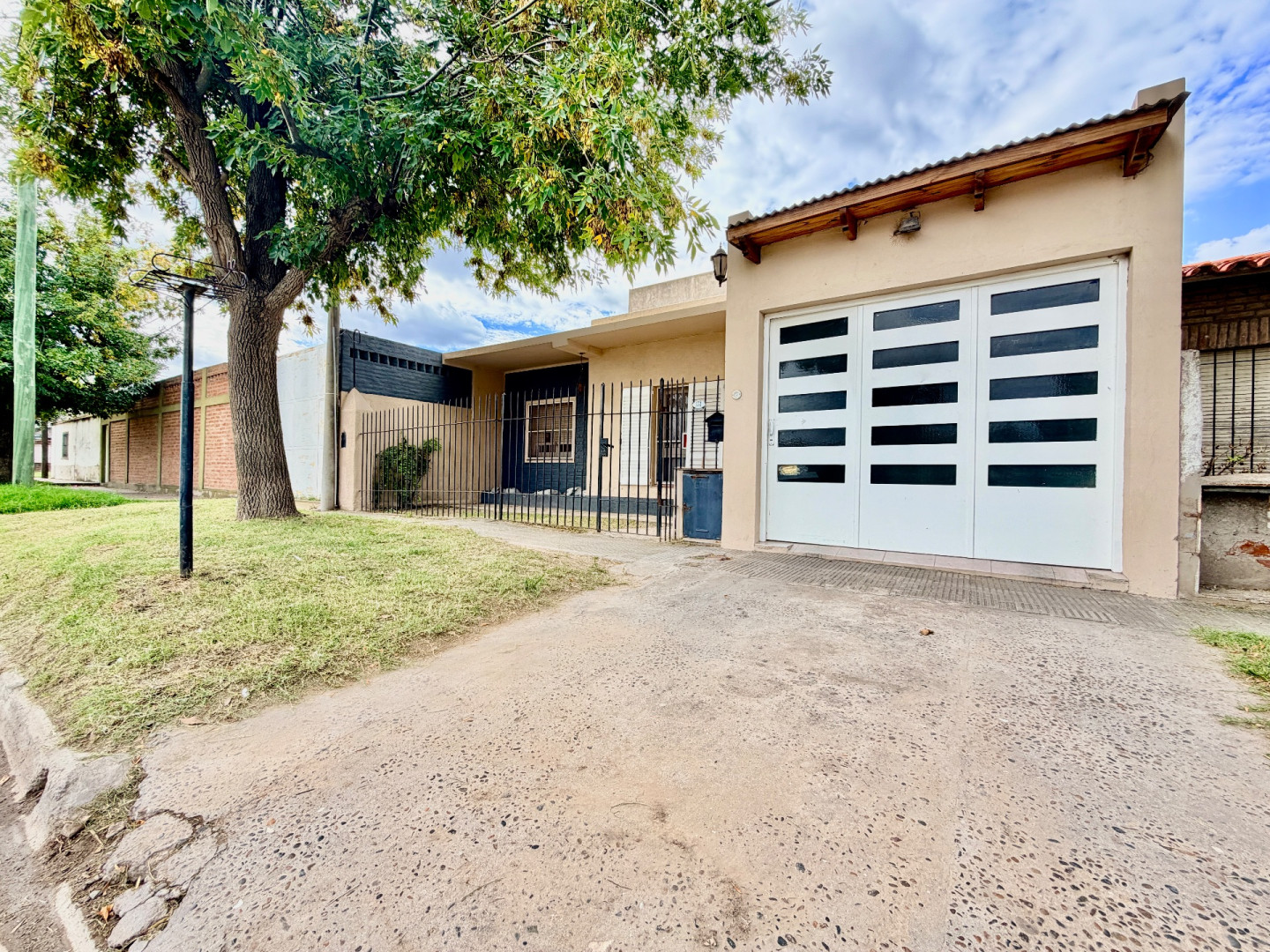 Casa en Venta en Nueva Provincia 100, Colon, Bahía Blanca - Bahía Blanca Propiedades | SITIO OFICIAL l