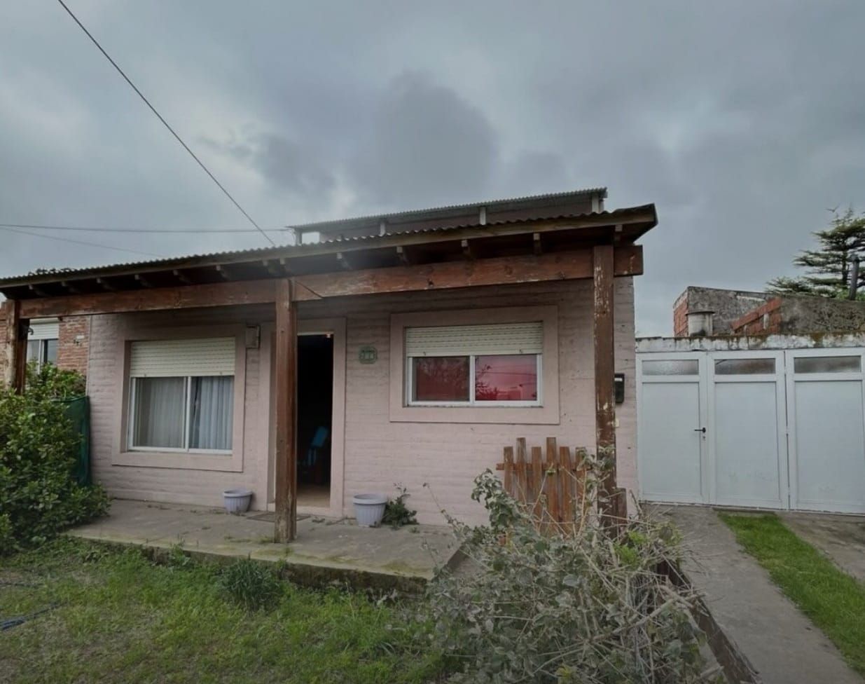 Casa + Departamento en Venta en Zabala 700,  Monte Hermoso - Bahía Blanca Propiedades | SITIO OFICIAL l