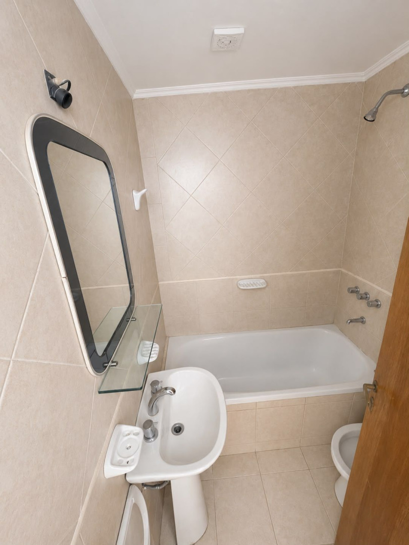 Departamento en Alquiler en INGLATERRA 25,  Bahía Blanca - Bahía Blanca Propiedades | SITIO OFICIAL l