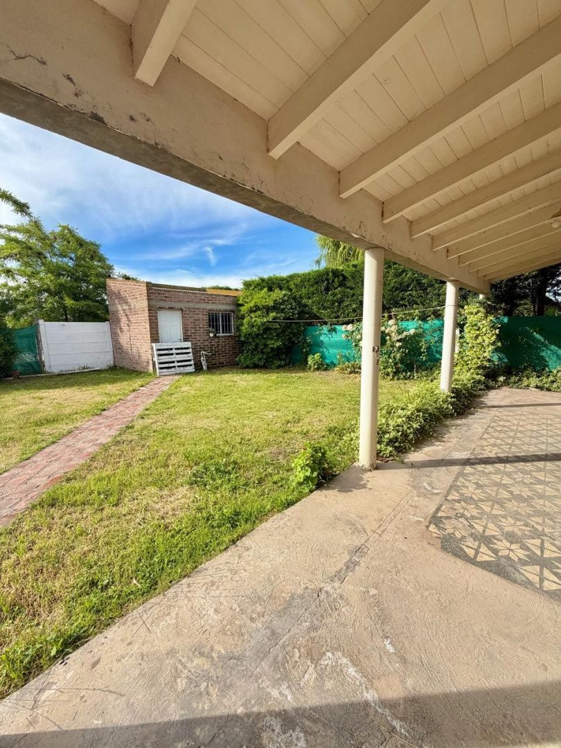 Casa en Venta en Laudelino Cruz 5060 , Las Acacias, Bahía Blanca - Bahía Blanca Propiedades | SITIO OFICIAL l