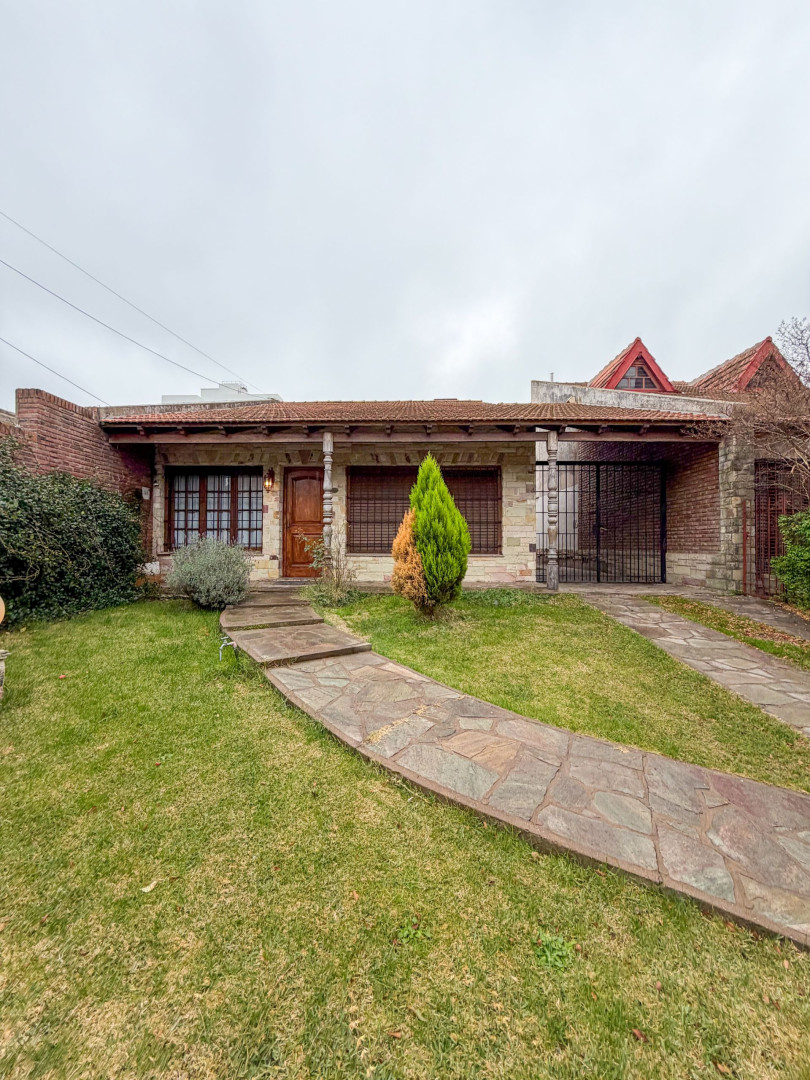 Casa en Alquiler en Santiago Del Estero 142, Universitario, Bahía Blanca - Bahía Blanca Propiedades | SITIO OFICIAL l