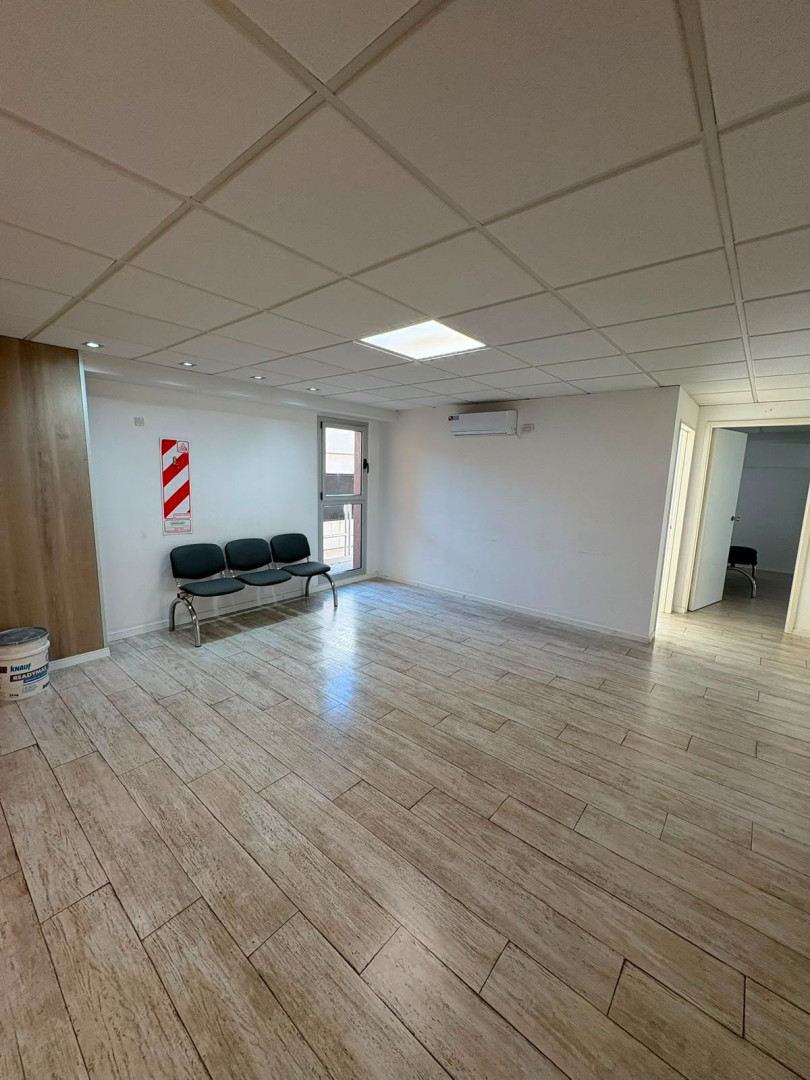 Oficina en Alquiler en San Martin 336, Centro, Bahía Blanca - Bahía Blanca Propiedades | SITIO OFICIAL l