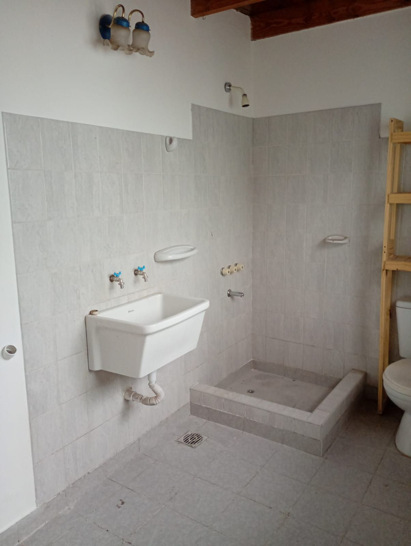 Casa en Venta en Inglaterra 413, Pacifico, Bahía Blanca - Bahía Blanca Propiedades | SITIO OFICIAL l