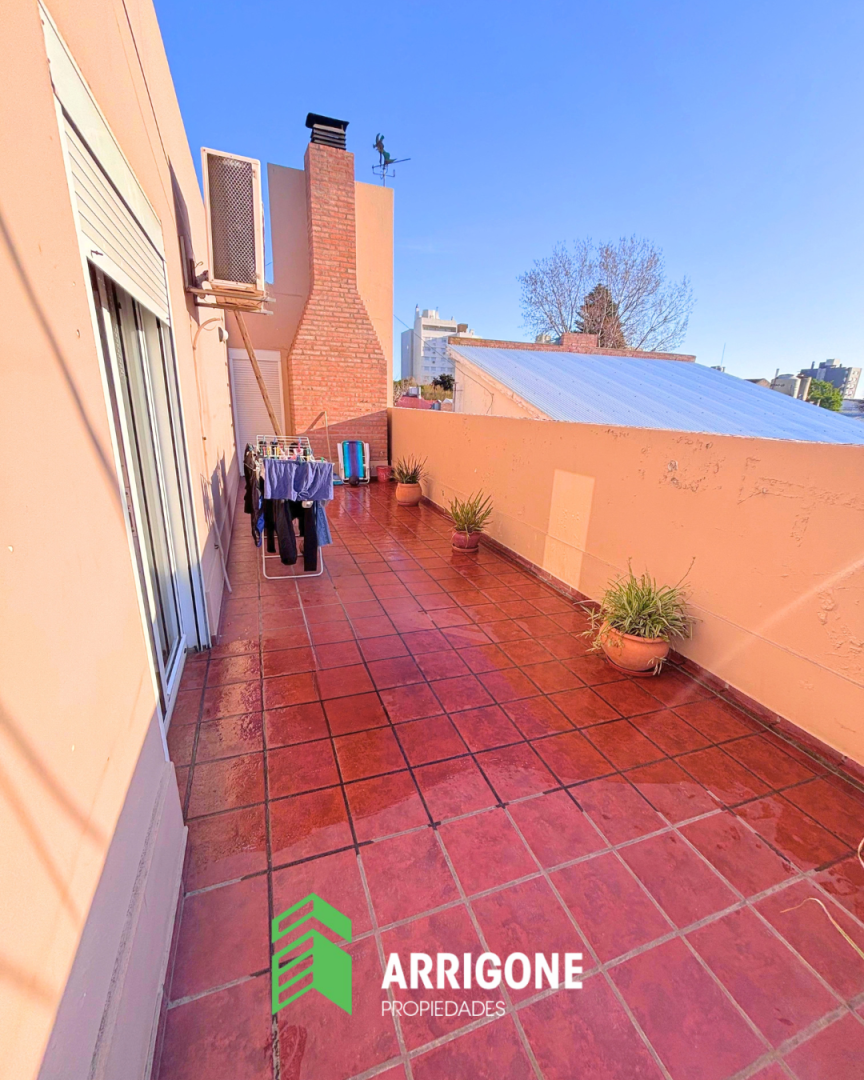 Casa + Departamento en Venta en Faro Recalada 1108,  Monte Hermoso - Bahía Blanca Propiedades | SITIO OFICIAL l