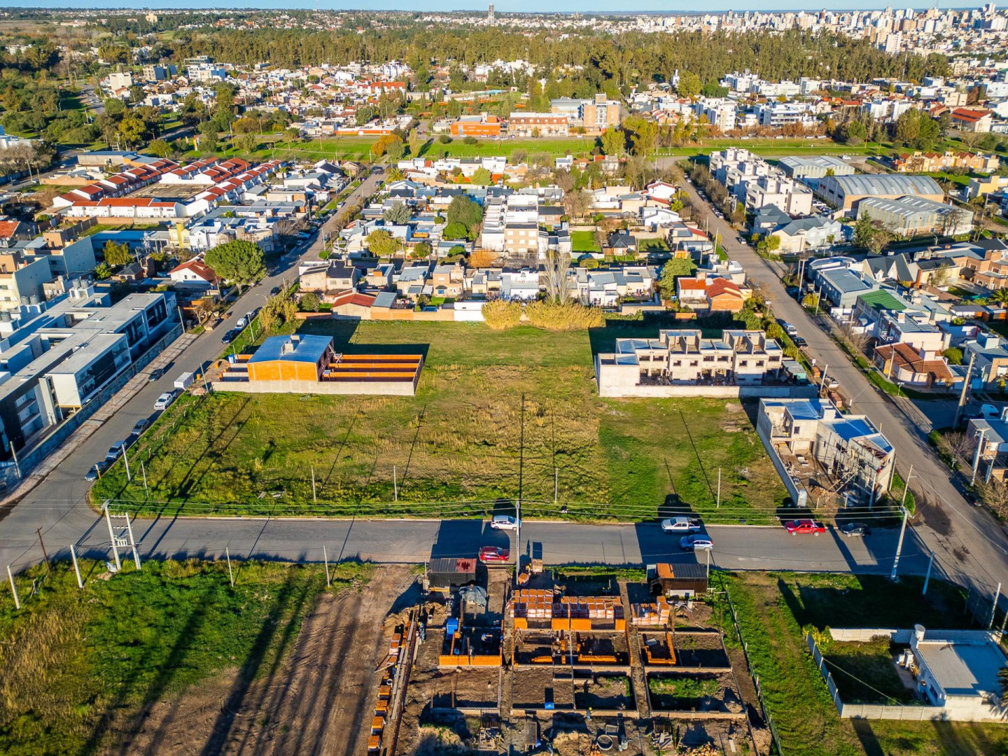 Terreno en Venta en Witcomb Y Eduardo Gonzalez, Villa del Parque, Bahía Blanca - Bahía Blanca Propiedades | SITIO OFICIAL l